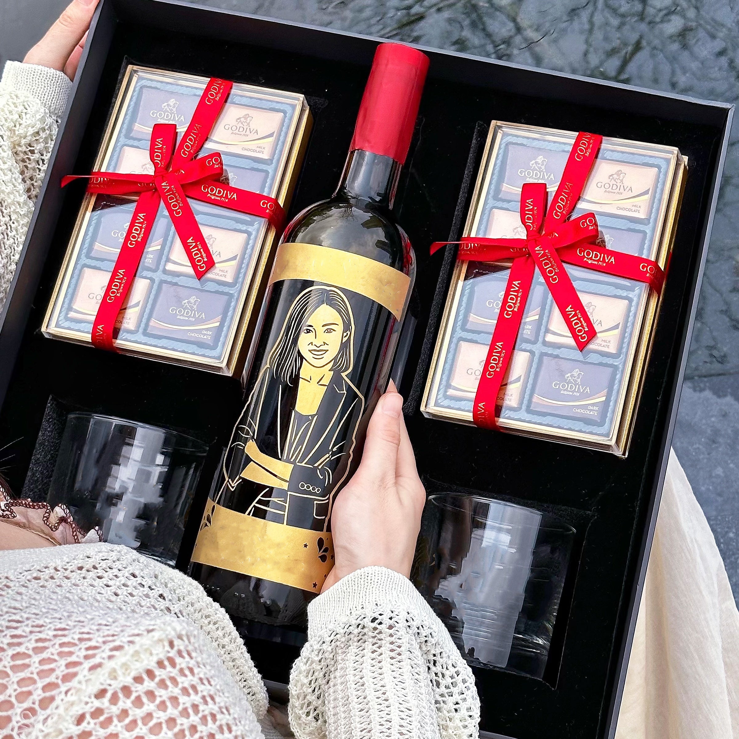 Godiva & Red Wine Engraving Set