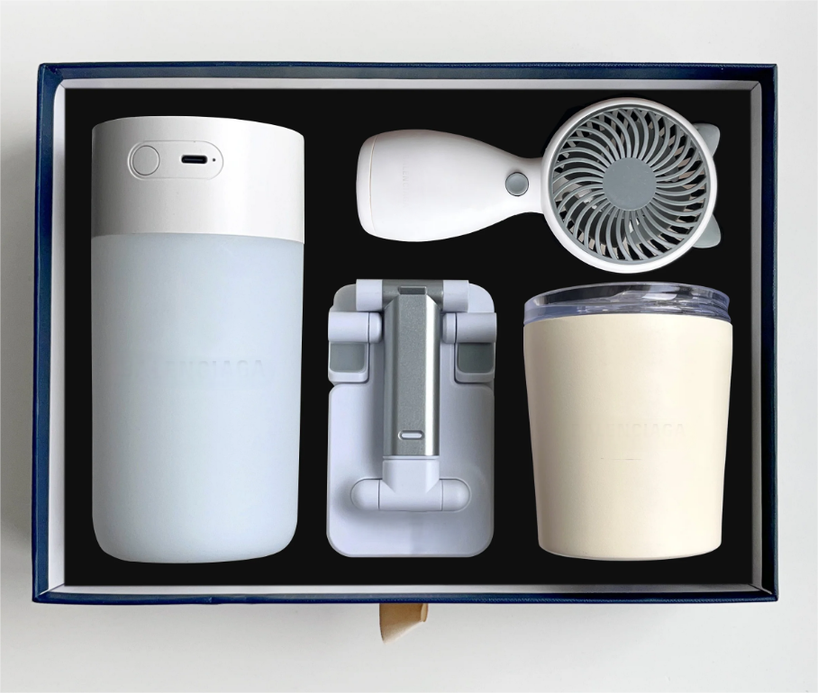 Electronic gift set