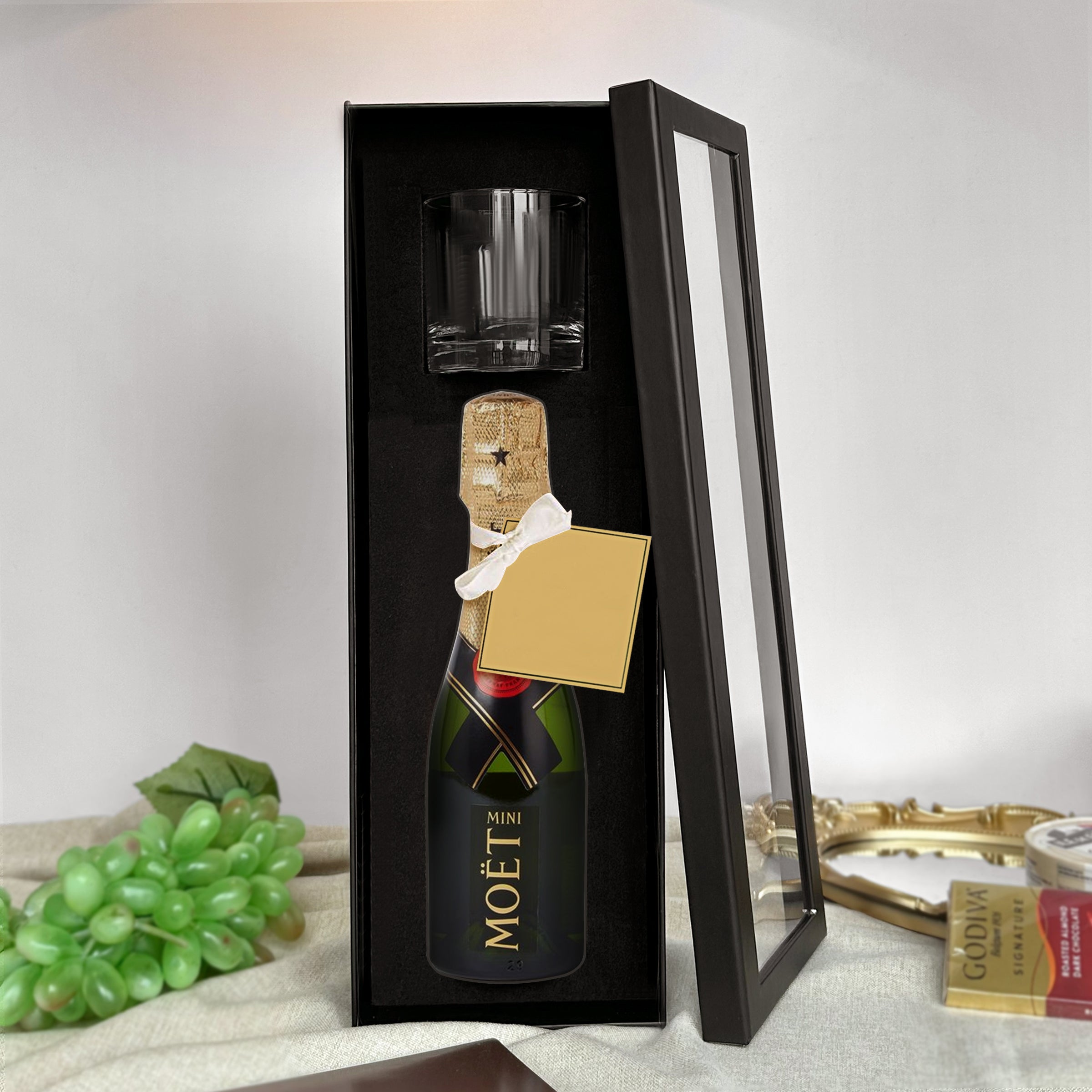 Mini champagne gift set